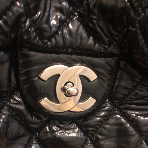 Chanel Aged Calfskin Leather Shoulder Bag - Picture 6 of 8